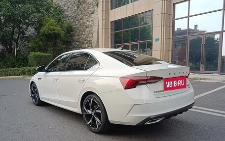 Skoda Octavia IV, 2022 год, 1 960 111 рублей, 5 фотография