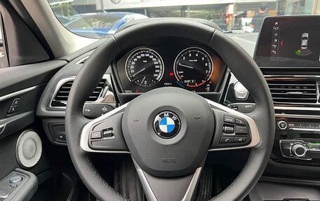 BMW 1 серия, 2021 год, 1 725 000 рублей, 10 фотография