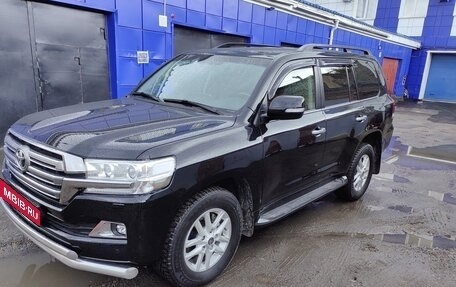 Toyota Land Cruiser 200, 2016 год, 8 200 000 рублей, 1 фотография