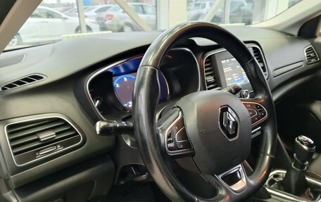 Renault Megane IV, 2018 год, 1 300 000 рублей, 13 фотография