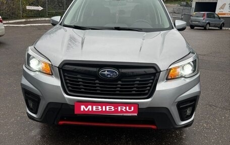 Subaru Forester, 2020 год, 2 350 000 рублей, 3 фотография