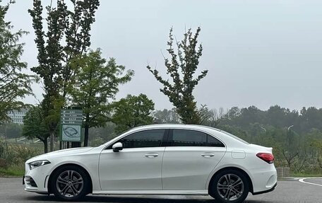 Mercedes-Benz A-Класс, 2022 год, 2 160 000 рублей, 7 фотография