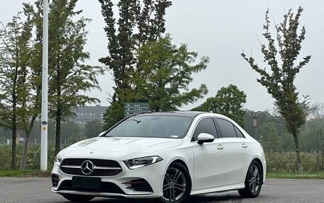 Mercedes-Benz A-Класс, 2022 год, 2 160 000 рублей, 3 фотография