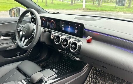 Mercedes-Benz A-Класс, 2022 год, 2 160 000 рублей, 12 фотография