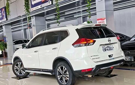 Nissan X-Trail, 2022 год, 2 300 000 рублей, 3 фотография
