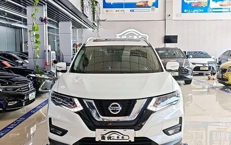 Nissan X-Trail, 2022 год, 2 300 000 рублей, 2 фотография