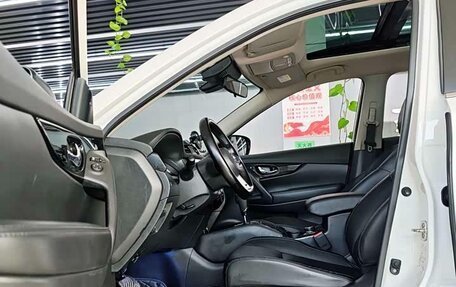 Nissan X-Trail, 2022 год, 2 300 000 рублей, 5 фотография