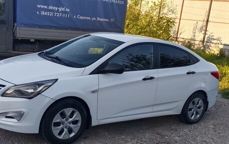 Hyundai Solaris II рестайлинг, 2016 год, 770 000 рублей, 2 фотография