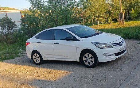 Hyundai Solaris II рестайлинг, 2016 год, 770 000 рублей, 3 фотография