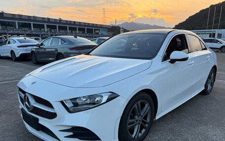 Mercedes-Benz A-Класс, 2021 год, 1 610 000 рублей, 1 фотография