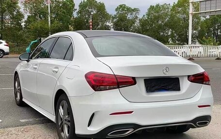 Mercedes-Benz A-Класс, 2021 год, 2 000 000 рублей, 6 фотография