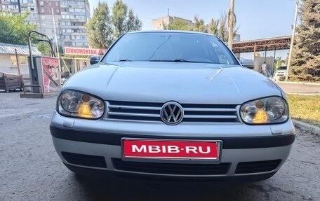 Volkswagen Golf IV, 2001 год, 570 000 рублей, 1 фотография