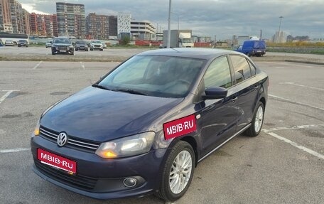 Volkswagen Polo VI (EU Market), 2012 год, 710 000 рублей, 1 фотография