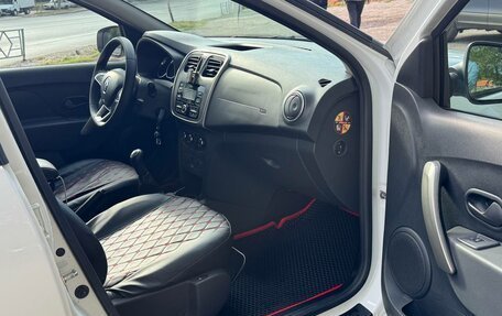 Renault Logan II, 2020 год, 880 000 рублей, 10 фотография