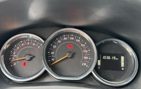 Renault Logan II, 2020 год, 880 000 рублей, 14 фотография