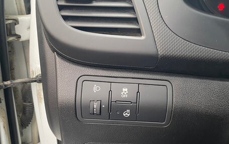 Hyundai Solaris II рестайлинг, 2016 год, 1 050 000 рублей, 10 фотография