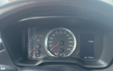 Toyota Corolla, 2019 год, 1 970 000 рублей, 4 фотография