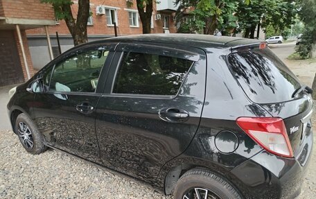 Toyota Vitz, 2013 год, 665 000 рублей, 3 фотография