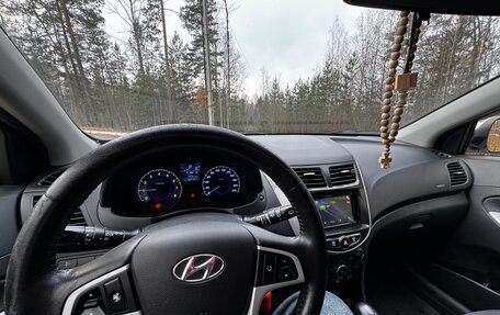 Hyundai Solaris II рестайлинг, 2013 год, 850 000 рублей, 5 фотография