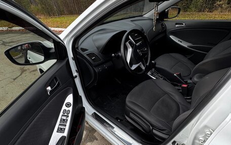 Hyundai Solaris II рестайлинг, 2013 год, 850 000 рублей, 8 фотография