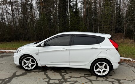 Hyundai Solaris II рестайлинг, 2013 год, 850 000 рублей, 16 фотография