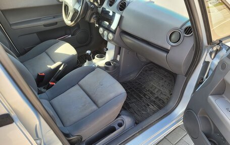 Mitsubishi Colt VI рестайлинг, 2004 год, 390 000 рублей, 8 фотография