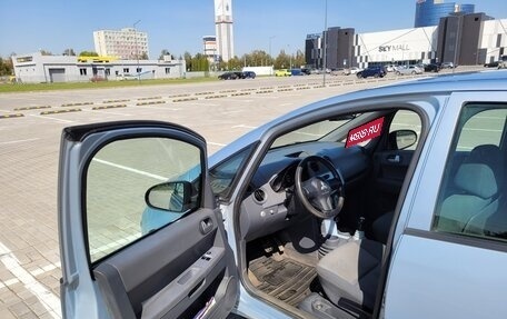 Mitsubishi Colt VI рестайлинг, 2004 год, 390 000 рублей, 9 фотография