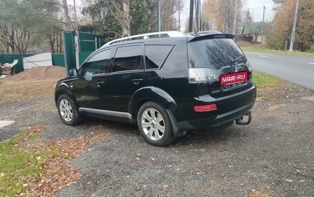 Mitsubishi Outlander III рестайлинг 3, 2008 год, 1 200 000 рублей, 7 фотография