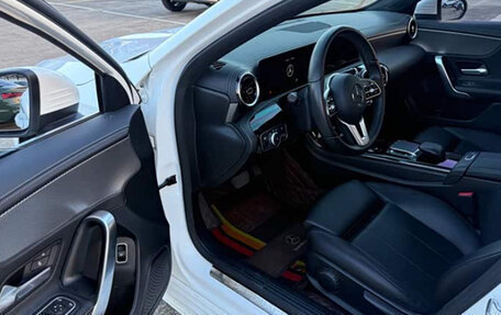 Mercedes-Benz A-Класс, 2021 год, 1 610 000 рублей, 8 фотография