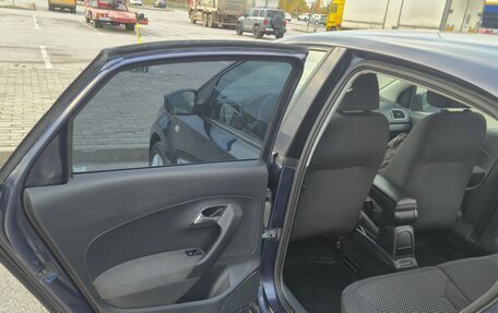 Volkswagen Polo VI (EU Market), 2012 год, 710 000 рублей, 32 фотография