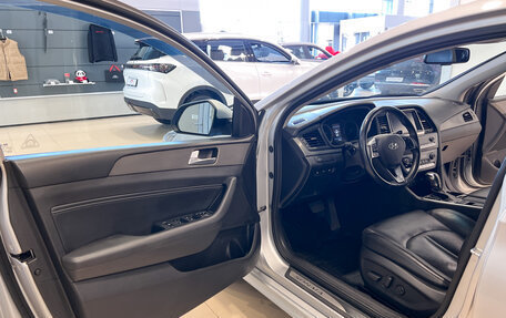 Hyundai Sonata VII, 2019 год, 1 870 000 рублей, 9 фотография