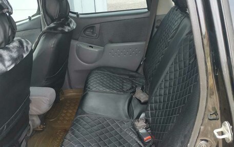 Toyota FunCargo, 2002 год, 425 000 рублей, 8 фотография