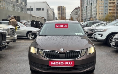 Skoda Octavia, 2017 год, 1 299 000 рублей, 2 фотография