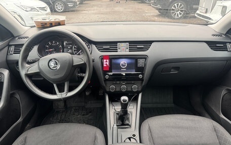 Skoda Octavia, 2017 год, 1 299 000 рублей, 9 фотография