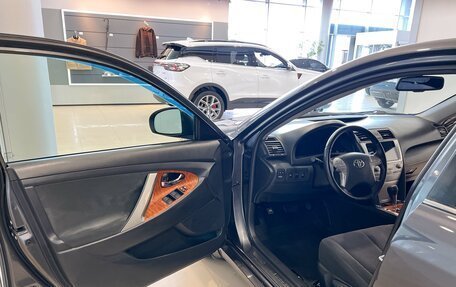 Toyota Camry, 2010 год, 1 200 000 рублей, 7 фотография