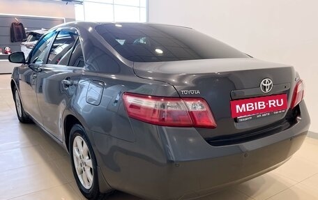 Toyota Camry, 2010 год, 1 200 000 рублей, 4 фотография