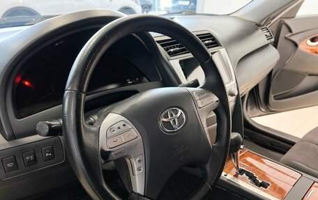 Toyota Camry, 2010 год, 1 200 000 рублей, 12 фотография