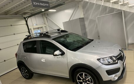 Renault Sandero II рестайлинг, 2018 год, 1 110 000 рублей, 2 фотография