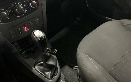 Renault Sandero II рестайлинг, 2018 год, 1 110 000 рублей, 23 фотография