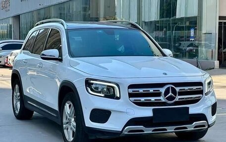 Mercedes-Benz GLB, 2021 год, 2 300 000 рублей, 3 фотография