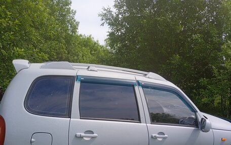 Chevrolet Niva I рестайлинг, 2006 год, 260 000 рублей, 2 фотография