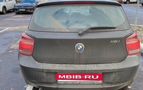 BMW 1 серия, 2011 год, 950 000 рублей, 2 фотография