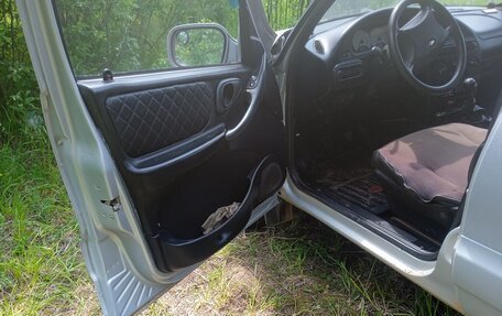 Chevrolet Niva I рестайлинг, 2006 год, 260 000 рублей, 8 фотография