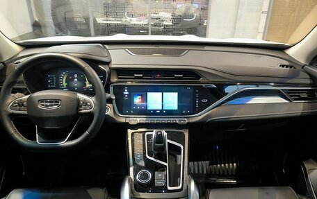 Geely Atlas, 2023 год, 1 940 000 рублей, 5 фотография