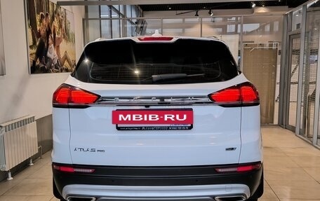 Geely Atlas, 2023 год, 1 940 000 рублей, 3 фотография