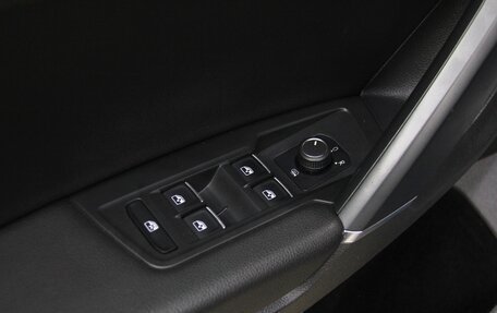 Volkswagen Tiguan II, 2018 год, 2 585 000 рублей, 27 фотография