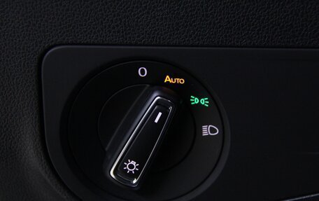 Volkswagen Tiguan II, 2018 год, 2 585 000 рублей, 28 фотография