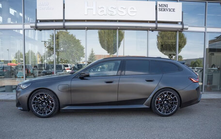 BMW M5, 2025 год, 21 000 000 рублей, 4 фотография