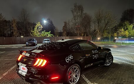 Ford Mustang VI рестайлинг, 2020 год, 3 100 000 рублей, 5 фотография