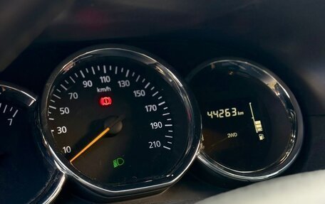 Renault Duster I рестайлинг, 2019 год, 1 750 000 рублей, 6 фотография